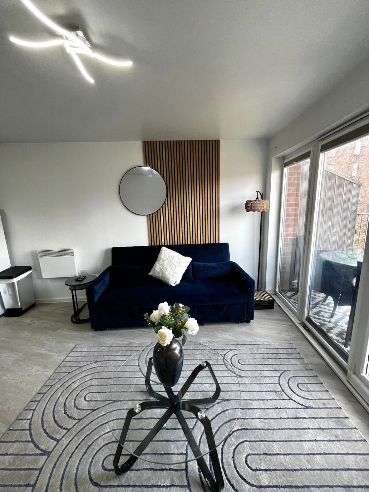 Serene 2-Bed Flat With Canal Views - Coop Live & Ethiad Manchester Exteriör bild